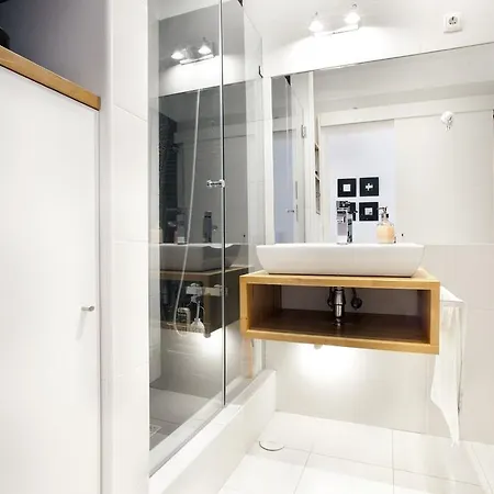 Prime Apartment *